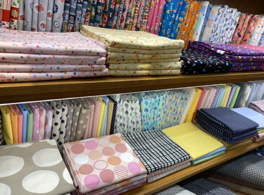 明日、明後日はハギレの日【寺町店】