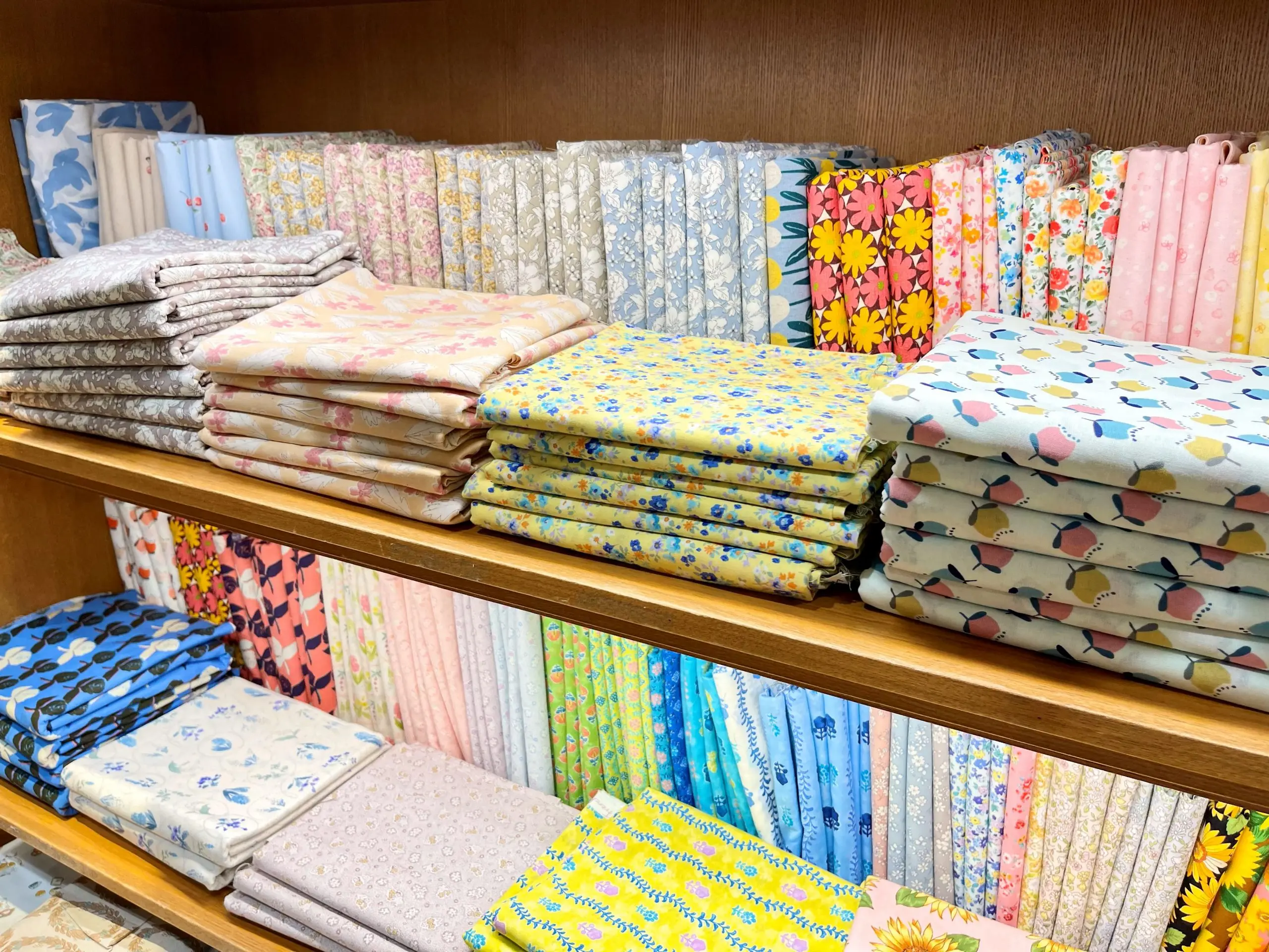 明日はハギレセール！