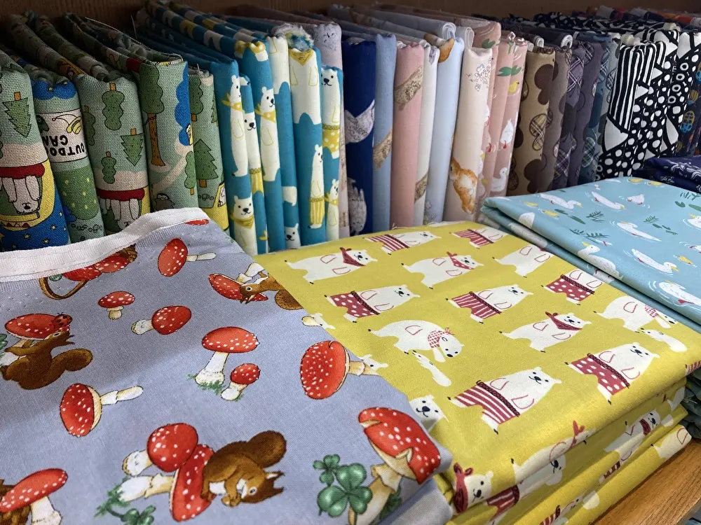 明日はハギレセール！