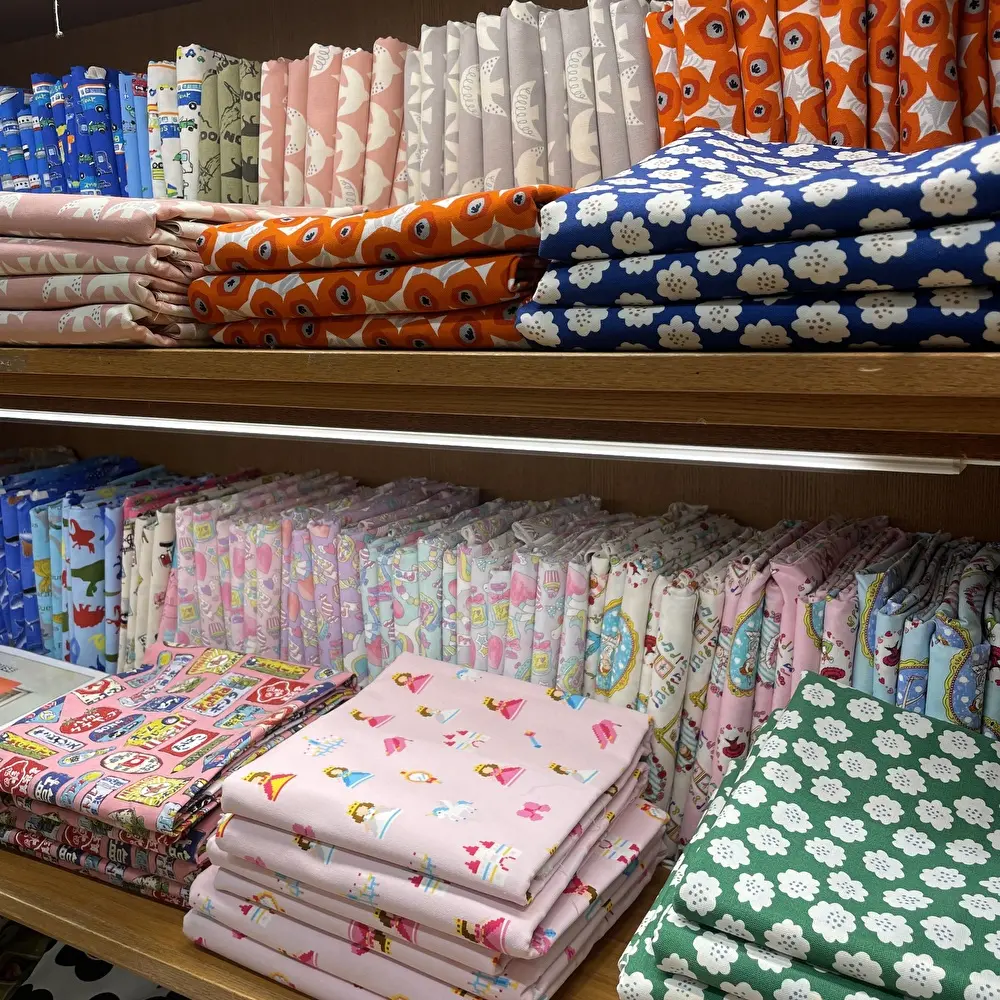 明日はハギレセール！