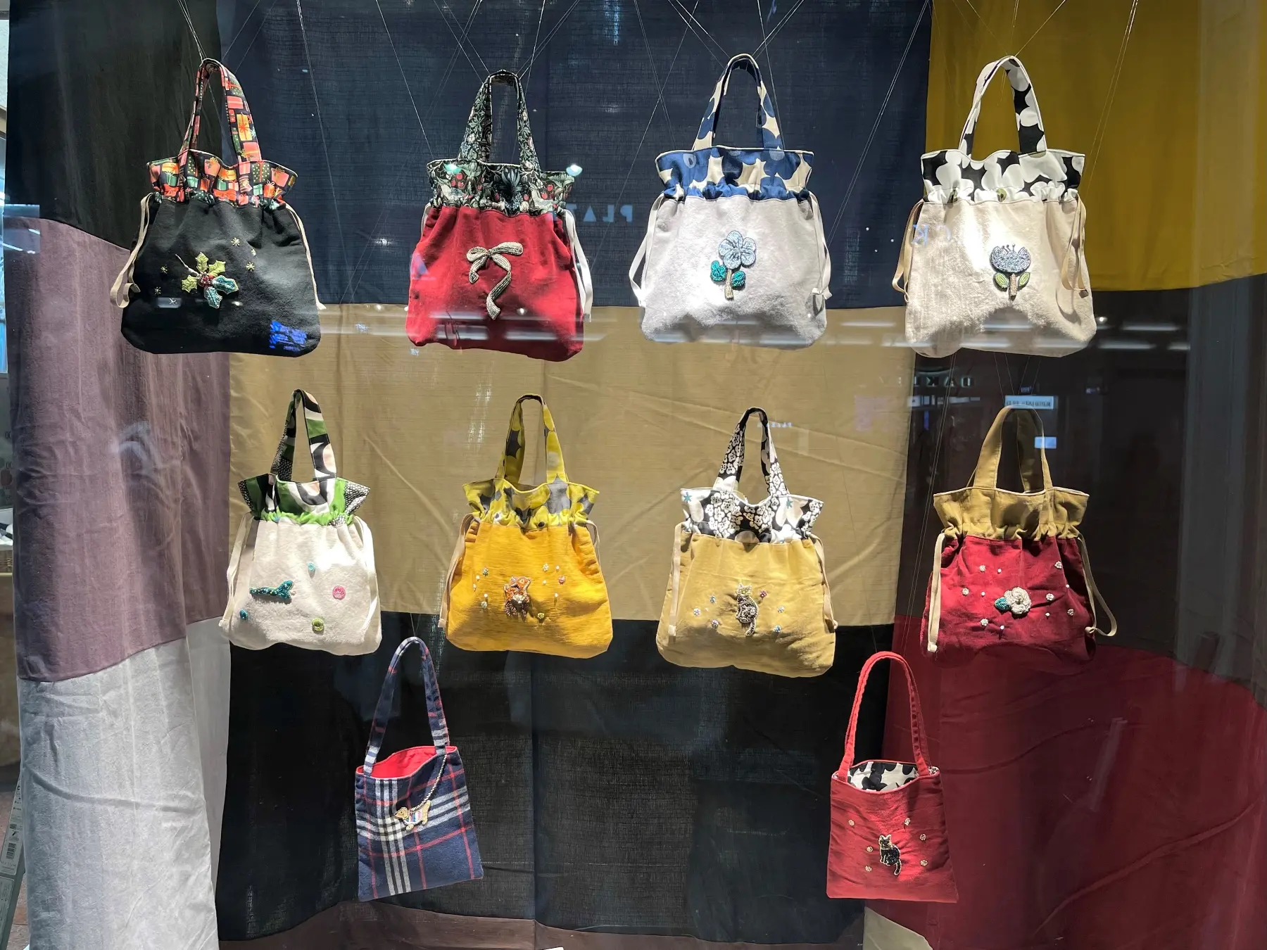 【締め切りました】2026年度メインディスプレイスペース 担当者様大募集！