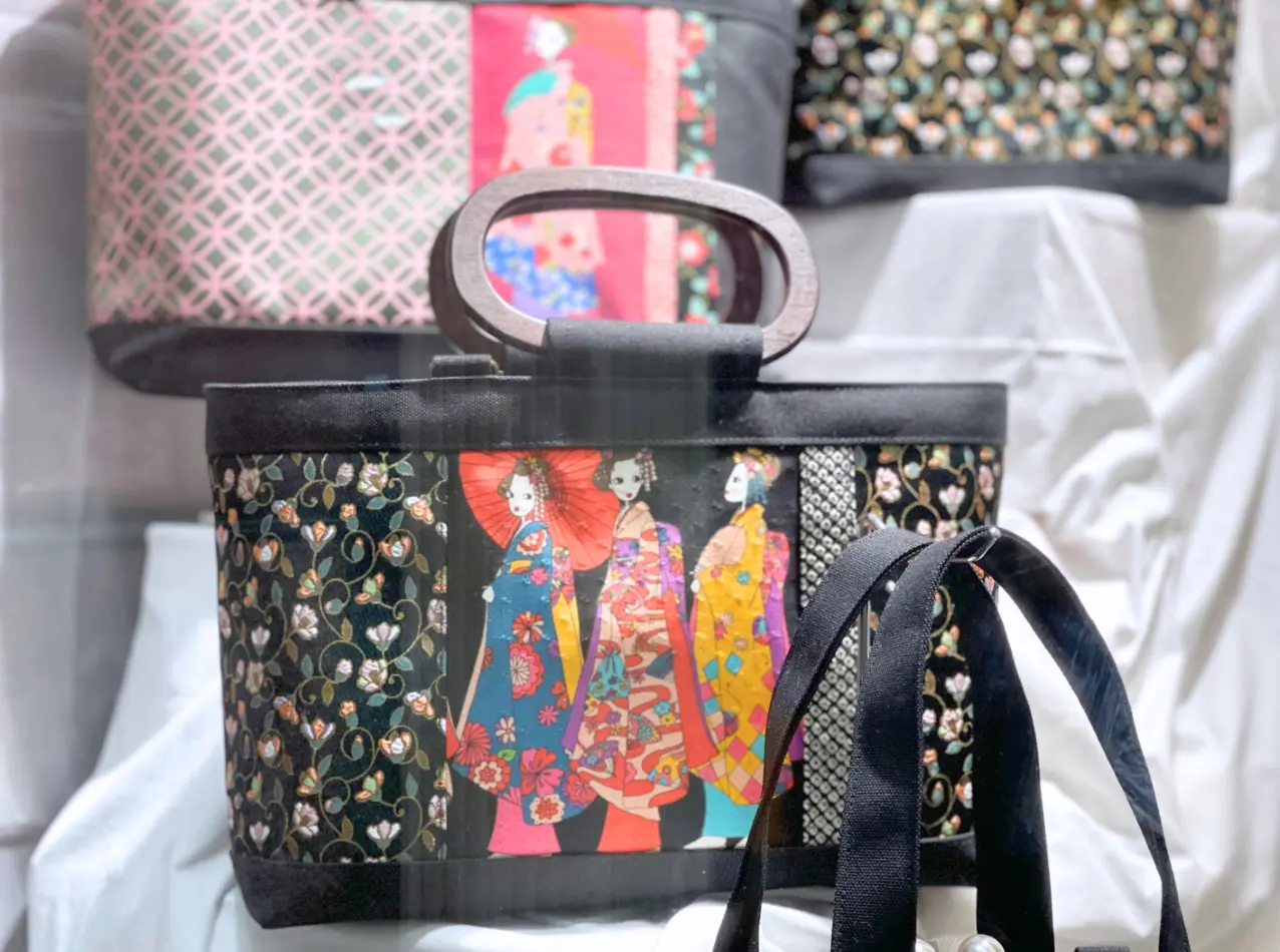 《12月》金襴ディスプレイが新しくなりました！