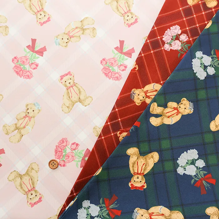 ポリエステルツイルプリント生地　クラシカルモダン　MISAKO AOKI　あこがれくま