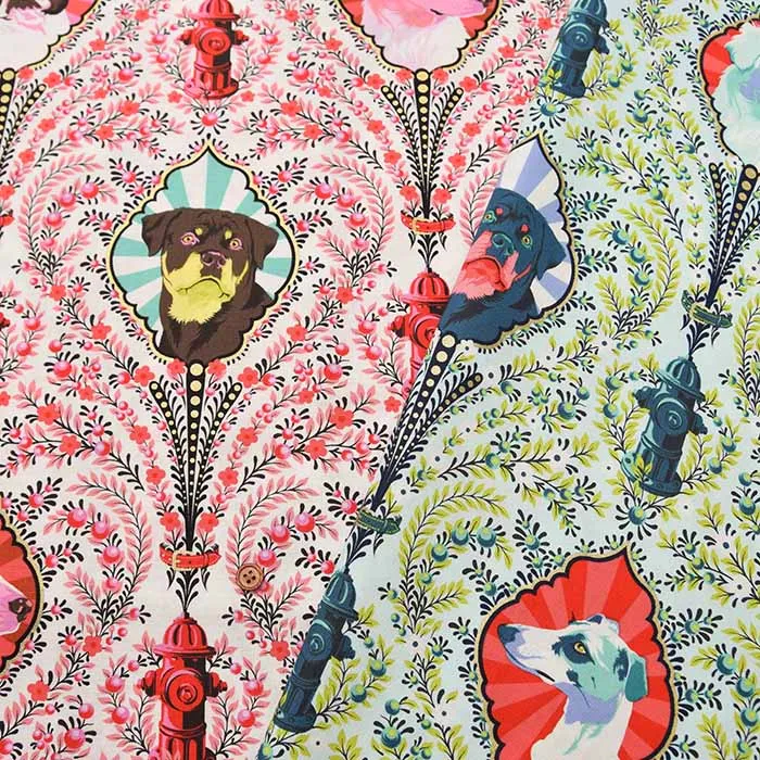 USAコットンプリント生地　FREE SPIRIT　ドッグブロッサム