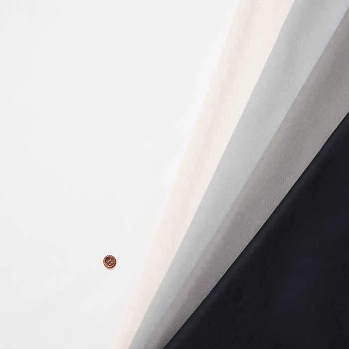 228巾コットンスーパーオックス生地　無地