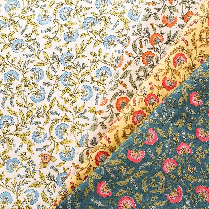 シルキーライク　コットンコンパスプリント生地　エスニック