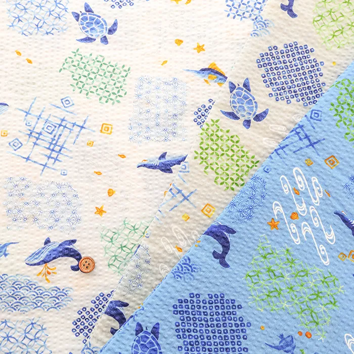 コットンリップルプリント生地　くじら