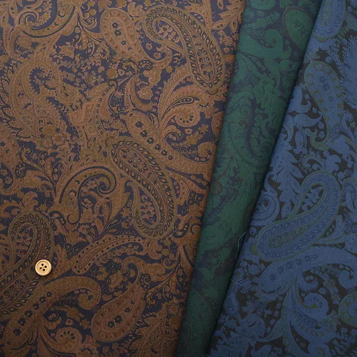 コットンブロードプリント生地　Overdye ペイズリー