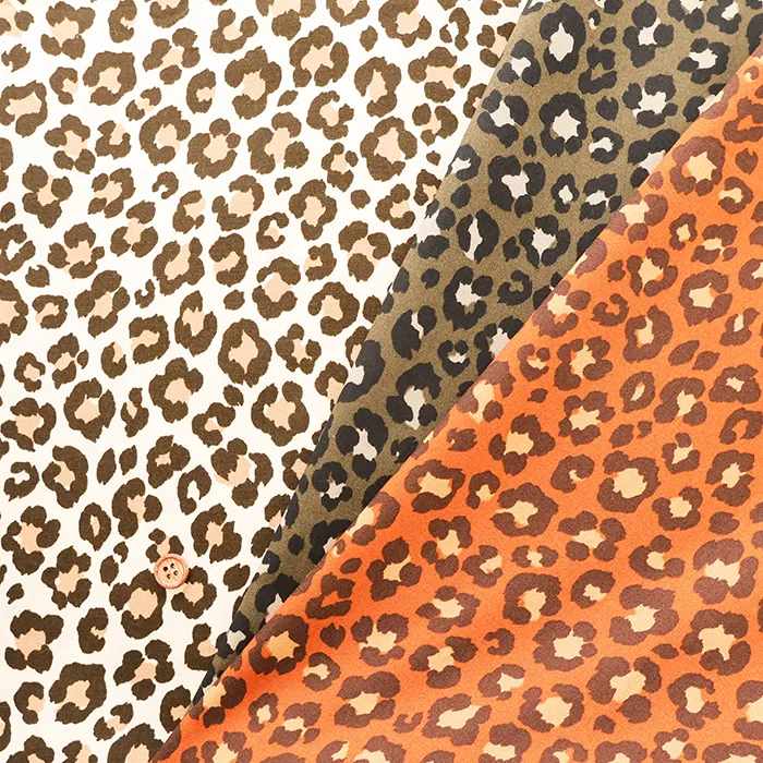 コットンブロードプリント生地　レオパード