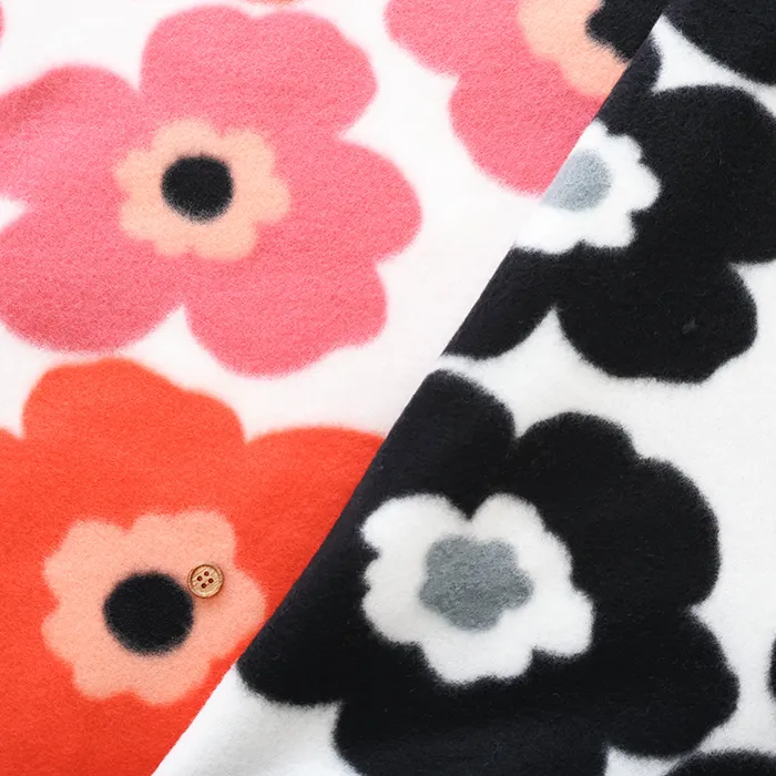 中国製　ポリエステルフリースプリント生地　フラワー