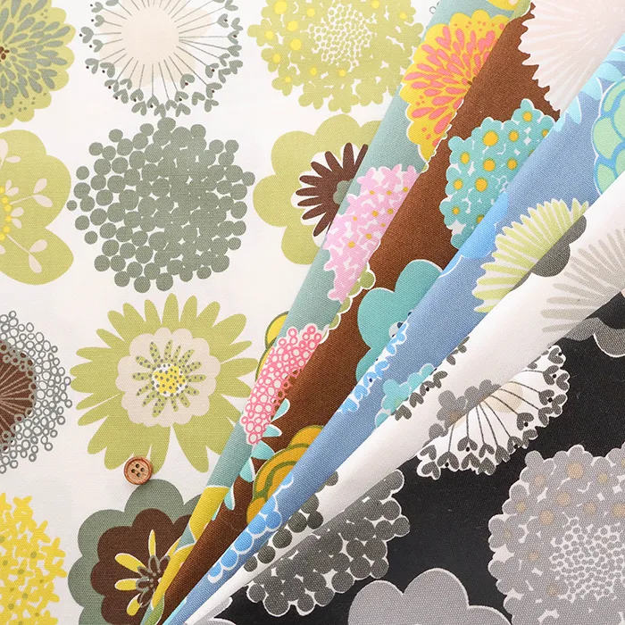 W巾コットンオックスプリント生地　ポップドロップス