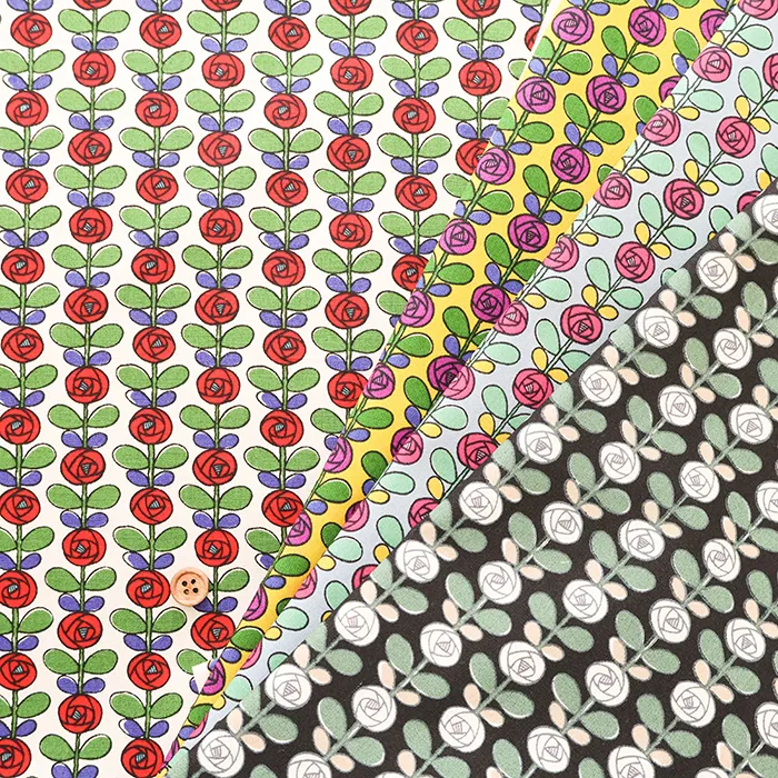 コットンブロードプリント生地　ミニバラ