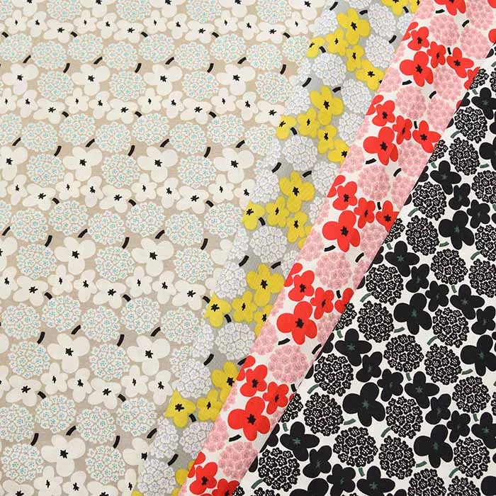 コットンブロードプリント生地　ミニブーケ