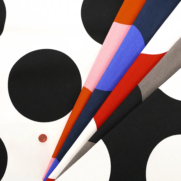 コットンオックスプリント生地　LooPooL