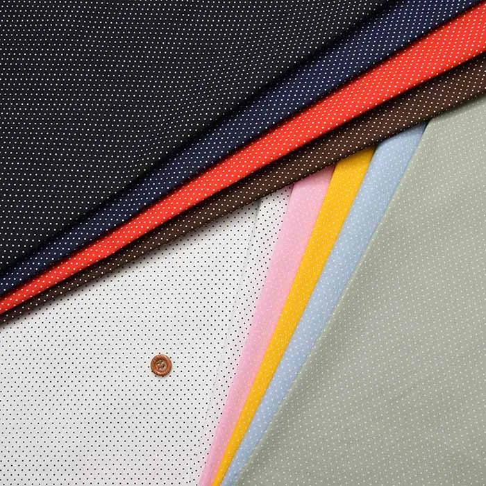 コットン205本ブロードプリント生地　ピンドット