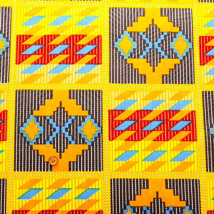 インド製　ワックス加工　T/Cプリント生地　アフリカン