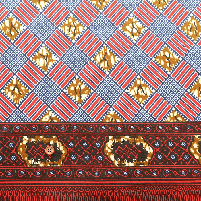 ≪柄売り≫　インド製　ワックス加工　T/Cプリント生地　アフリカン　【１柄：約105ｃｍ×92ｃｍ】