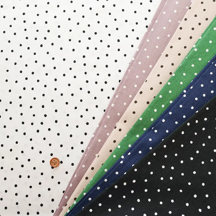 エアータンブラー加工　綿サテンプリント生地　ドット
