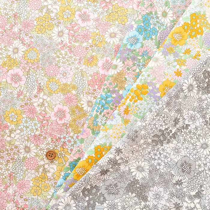 コットンブロードプリント生地　フラワー