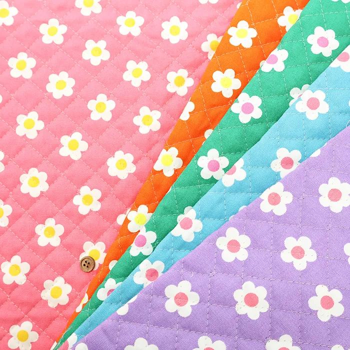 コットンオックスキルト生地　プチフラワー（全針）