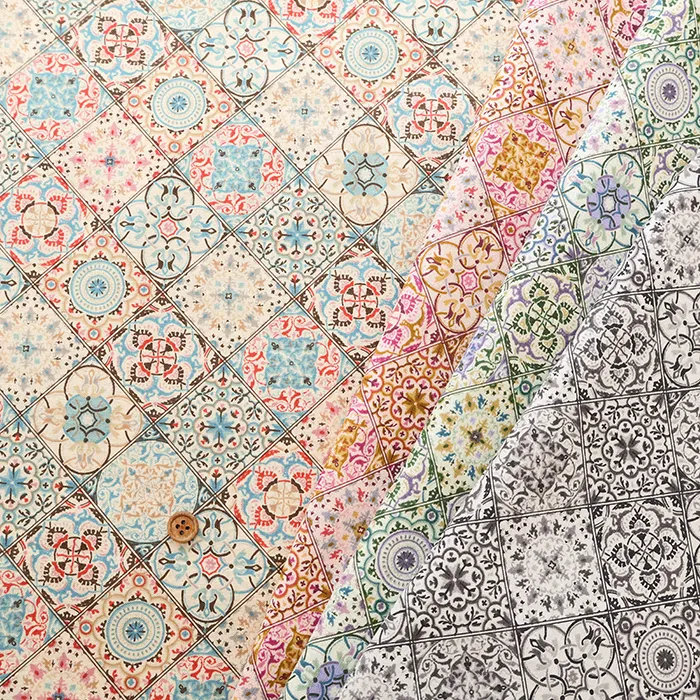 コットンスケアプリント生地　フラワータイル