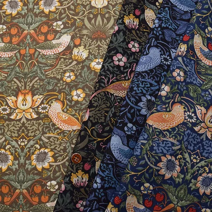 USAコットン　シーチングプリント生地　moda willam Morris いちご泥棒