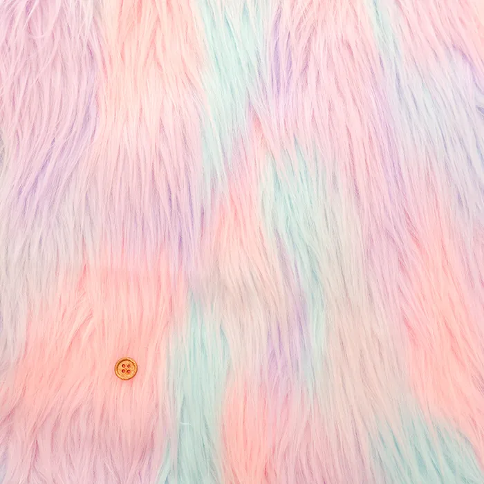 中国製　ポリエステルレインボーファー生地