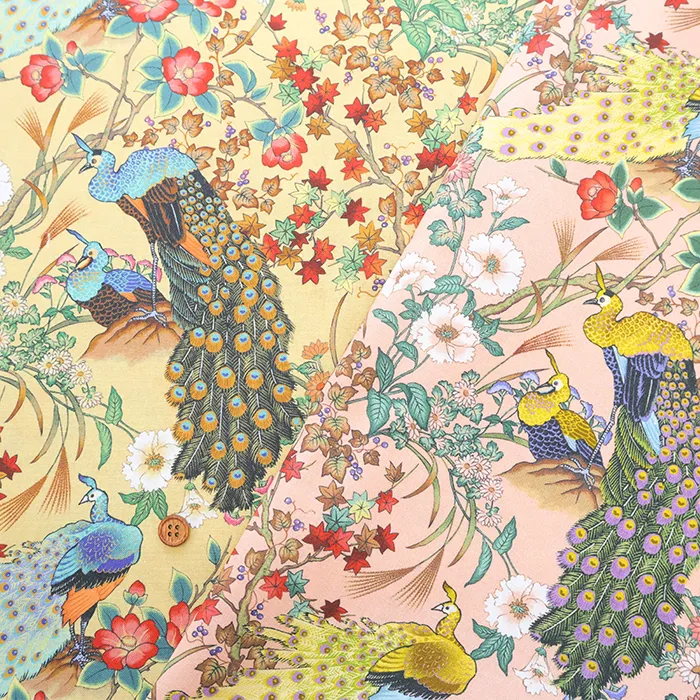 コットンシーチングインクジェットプリント生地　Prism　くじゃく