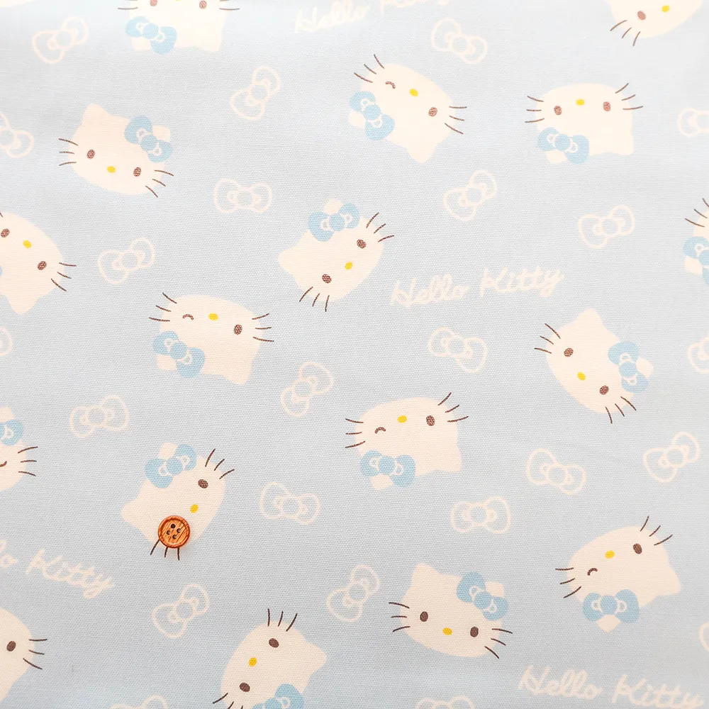 コットンオックスプリント生地　ハローキティフェイス