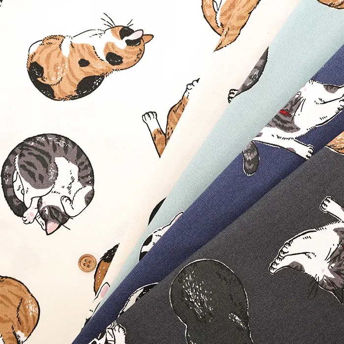 コットンオックスプリント生地　ネコ