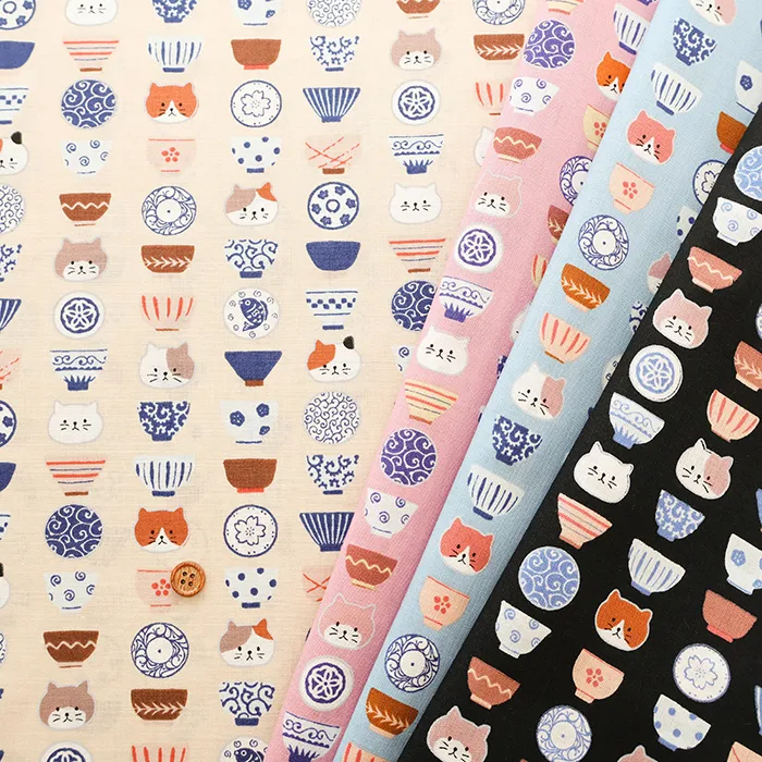 コットンスケアプリント生地　茶碗にゃんこ