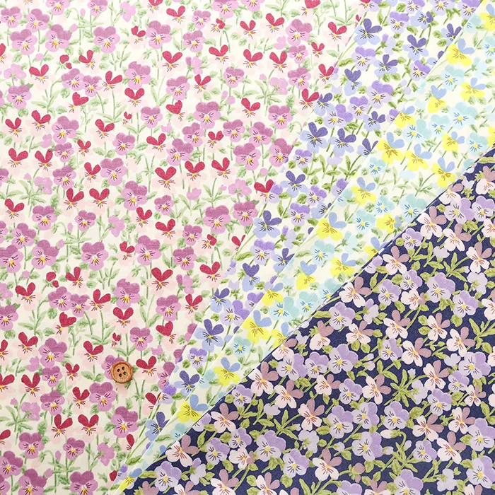 コットンブロードプリント生地　ビオラ