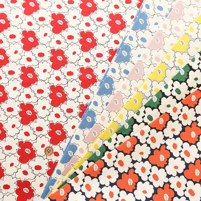 コットンブロードプリント生地　ミニモモ花