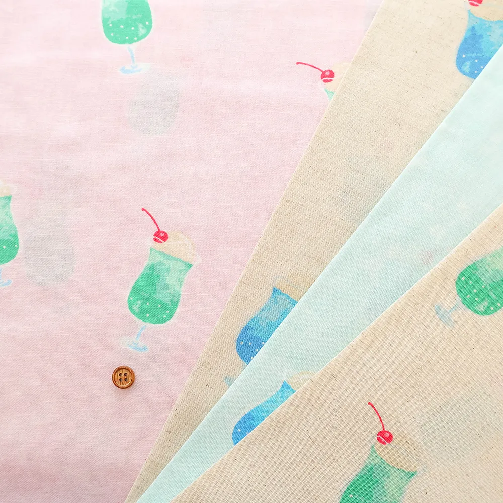 エアータンブラー加工　C/Lシーチングプリント生地　クリームソーダ