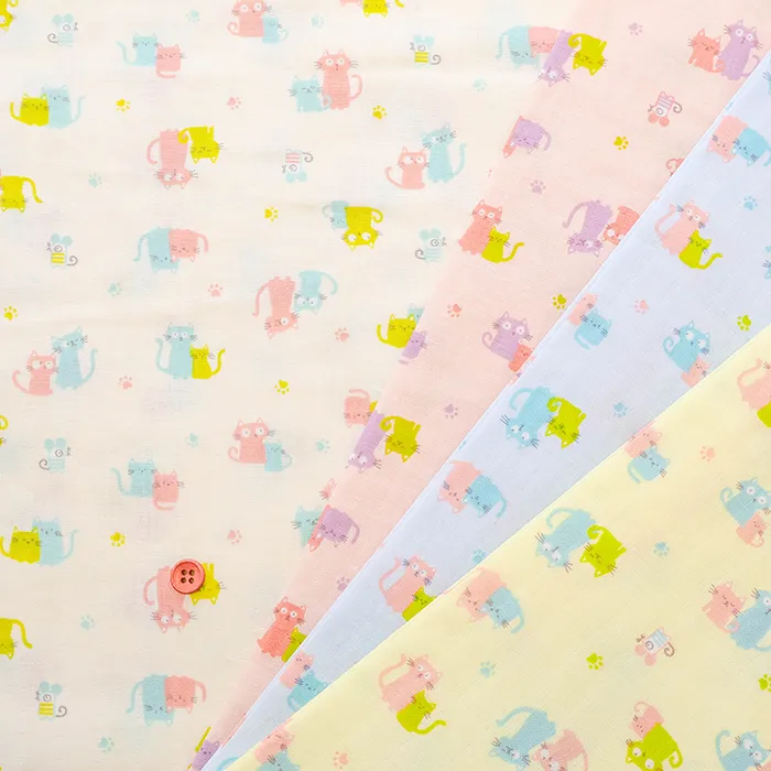 コットンダブルガーゼプリント生地　fluffy feeling　ネコ