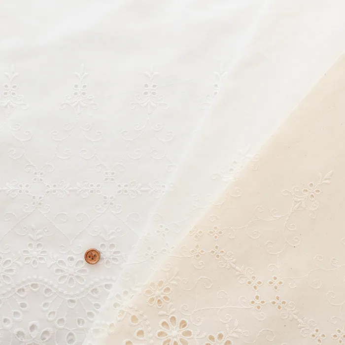 コットンキャンブリックボーダーレース生地