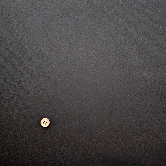 ポリエステルフォーマルブラック生地　無地