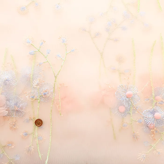 中国製　ナイロンチュール生地　ポンポンフラワー