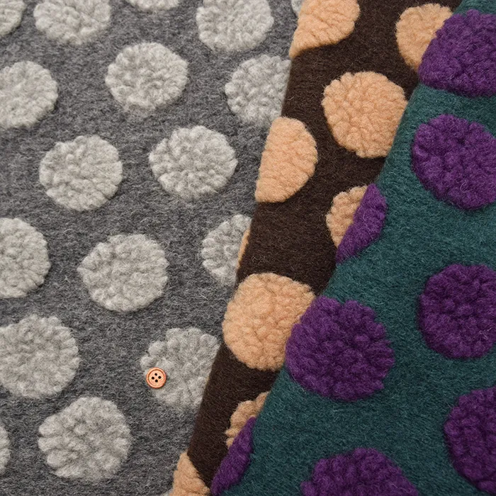 イタリア製　Evolution Tex　スライバーニット生地　ドット(大)