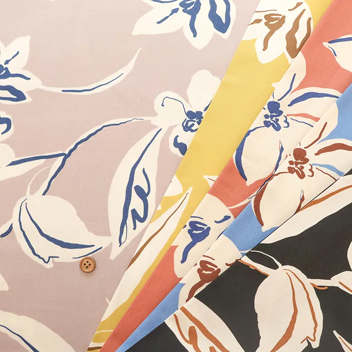 C/Rサテンプリント生地　フラワー