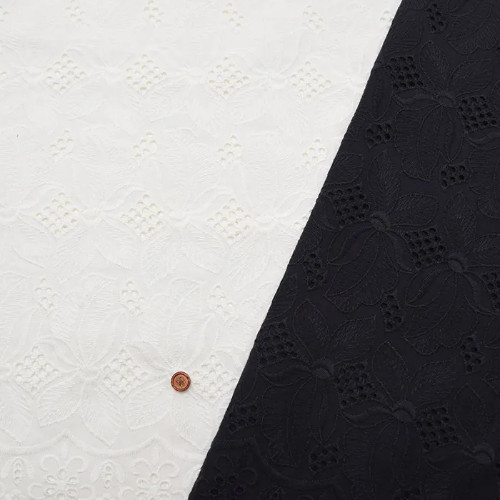 コットン両耳スカラップレース生地　フラワー