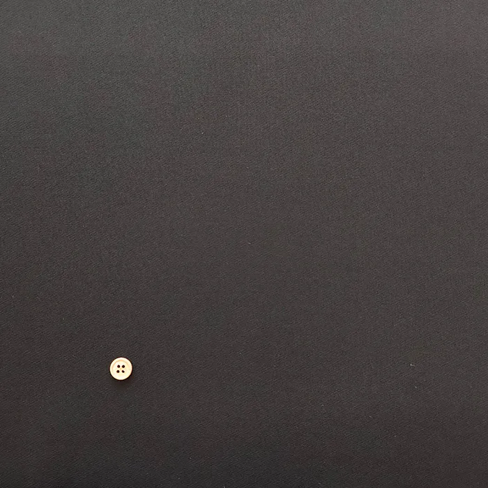 ポリエステルフォーマルブラック生地　無地