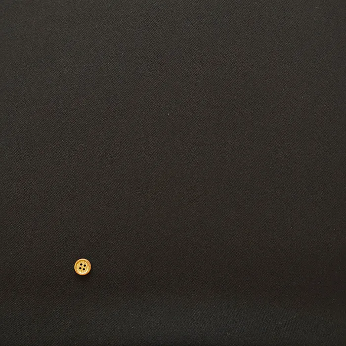 ポリエステルフォーマルブラック生地　無地