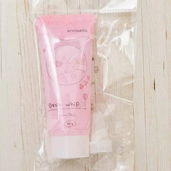 デコホイップクリアラメ　50g