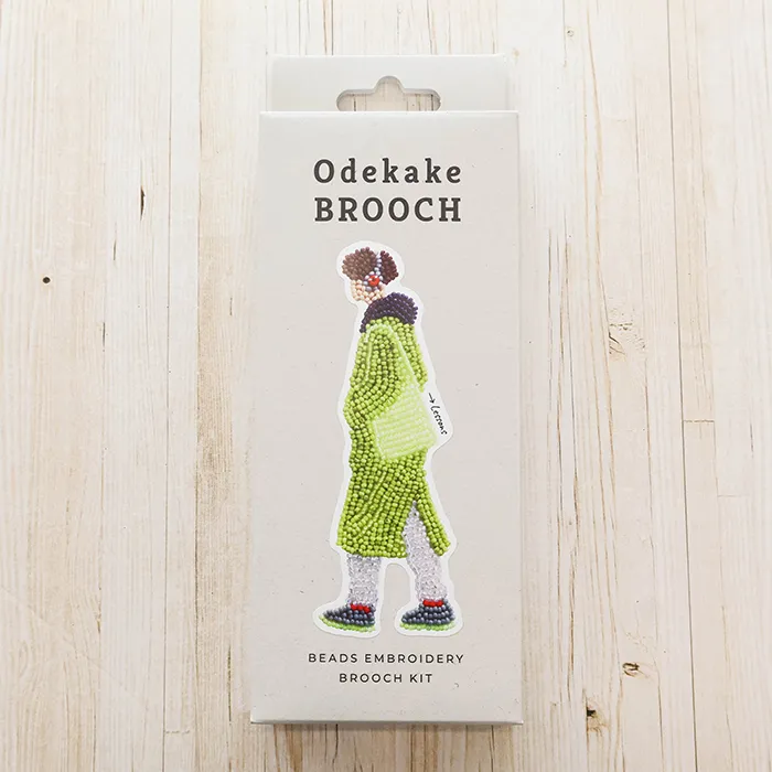 ビーズ刺繍キット　おでかけブローチ　≪学校≫