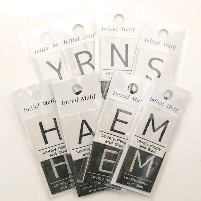 イニシャル　ビスネーム　大