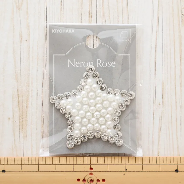 シールワッペン　パールアルファベット　スター