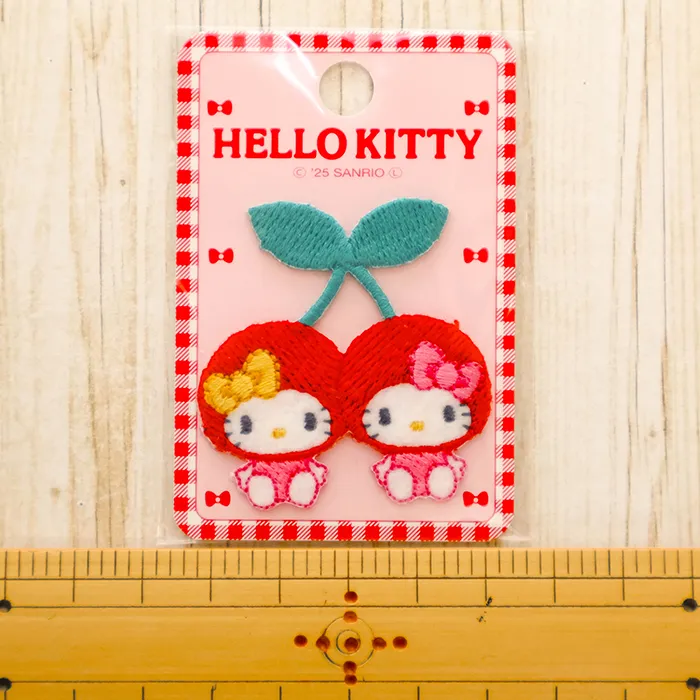 アイロンワッペン　ハローキティ