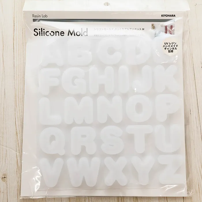 シリコンモールド ぷっくりアルファベット M