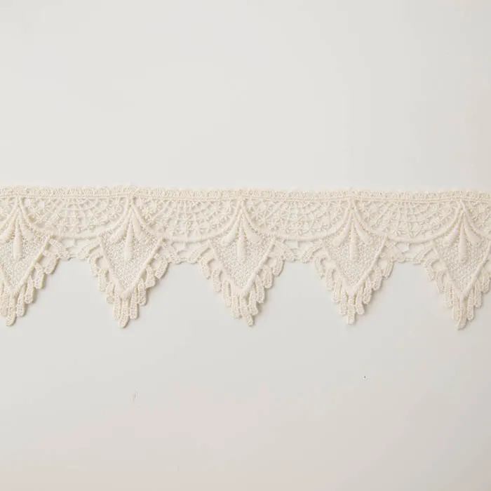 韓国製　エンブロイダリーレース